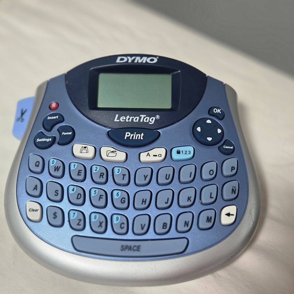 Dymo LetraTag Plus Personal Label Maker (LT100T)